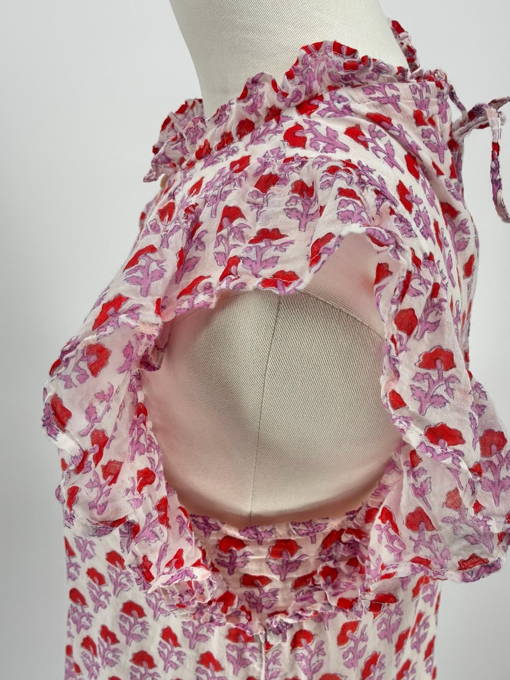 Oliphant Women’s Flirty Ruffle Hem Dress - Size XS - Picture 9 of 15